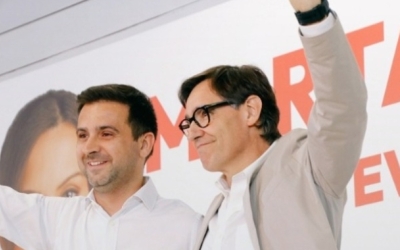 Pol Gibert i Salvador Illa en un acte de campanya